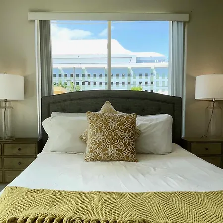 Marlins Park Suites - Apartment 1 - Calle Ocho Suite